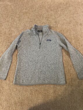 Patagonia Women's Light Gray Quarter-Zip Fleece Pullover